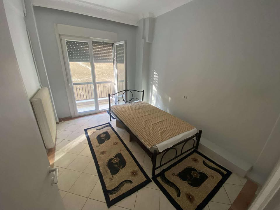 Γκαρσονιέρα, Φλωρινα
