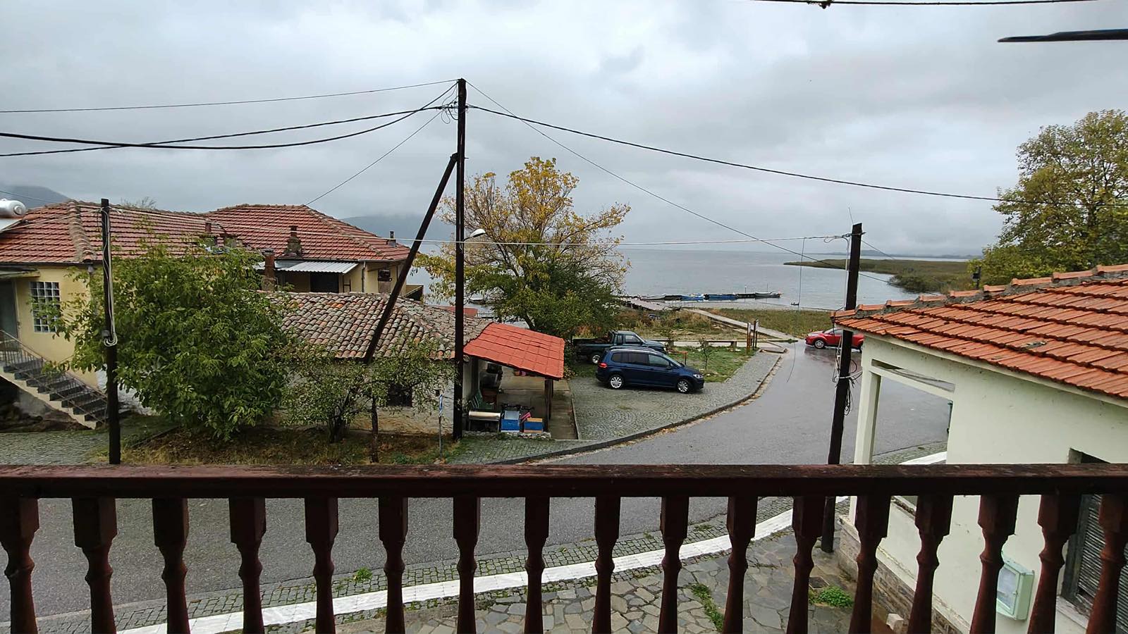Πωλείται, κτίριο