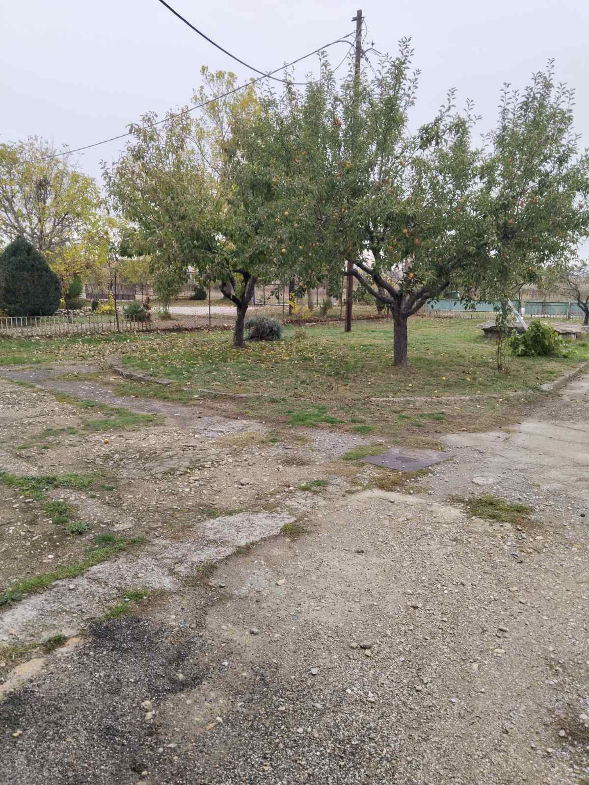 Μονοκατοικία, διασταύρωση Μελίτης