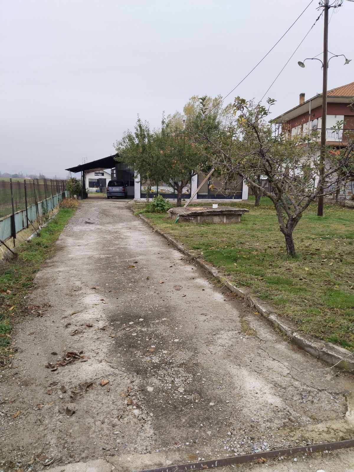 Μονοκατοικία, διασταύρωση Μελίτης