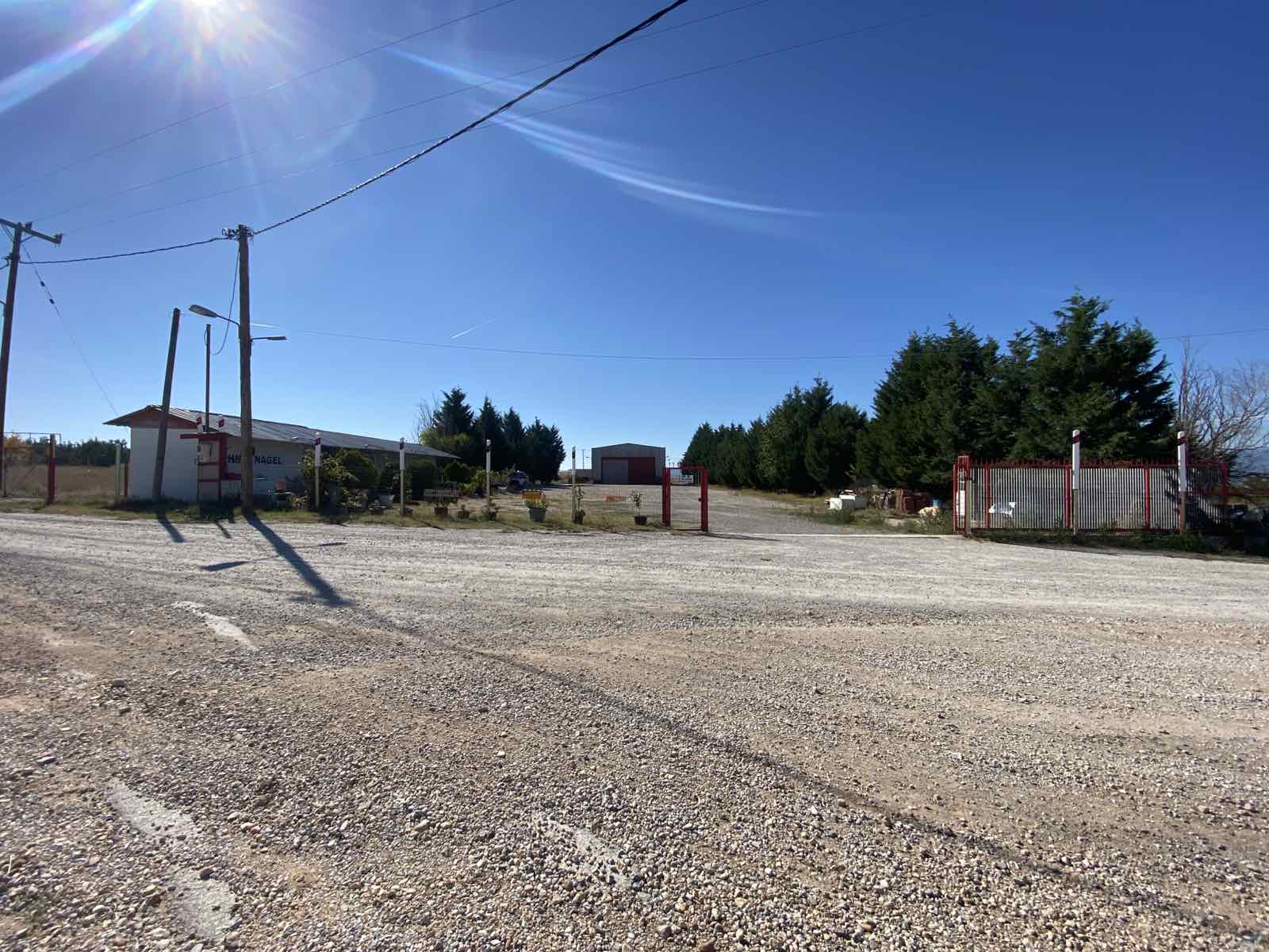 Επαγγελματικός χώρος, στην Μελίτη