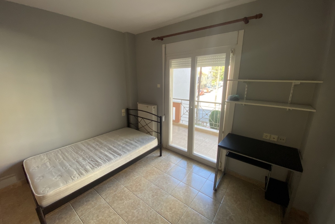 Ενοικιάζονται,στούντιο
