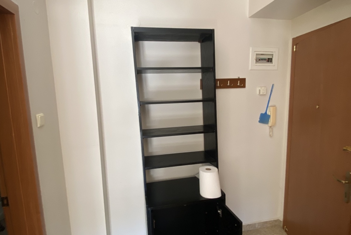 Ενοικιάζονται,στούντιο